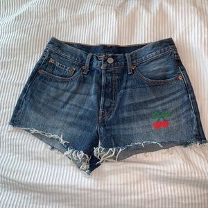 Levi’s 501 mid/high rise dark wash denim shorts